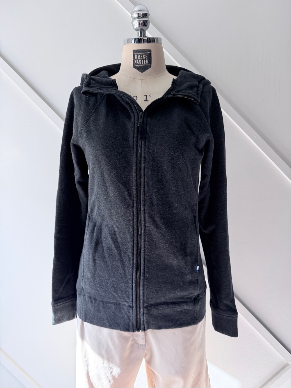 Kit and Ace Dark Grey Cotton Zip Hoodie XS | Pilates Studio Athleisure - Picture 14 of 14